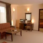 Отель Lion 4*