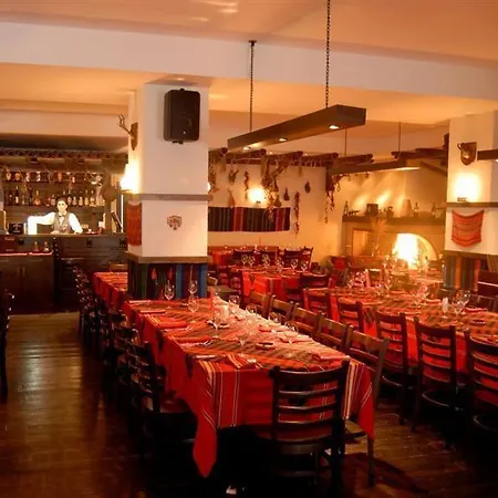 лион Банско